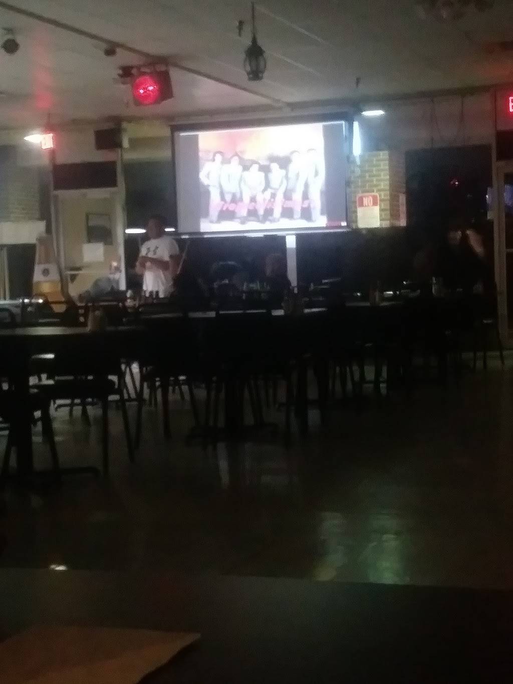 El Espino Restaurant | restaurant | 8446 Centreville Rd, Manassas Park, VA 20111, USA | 7033652212 OR +1 703-365-2212