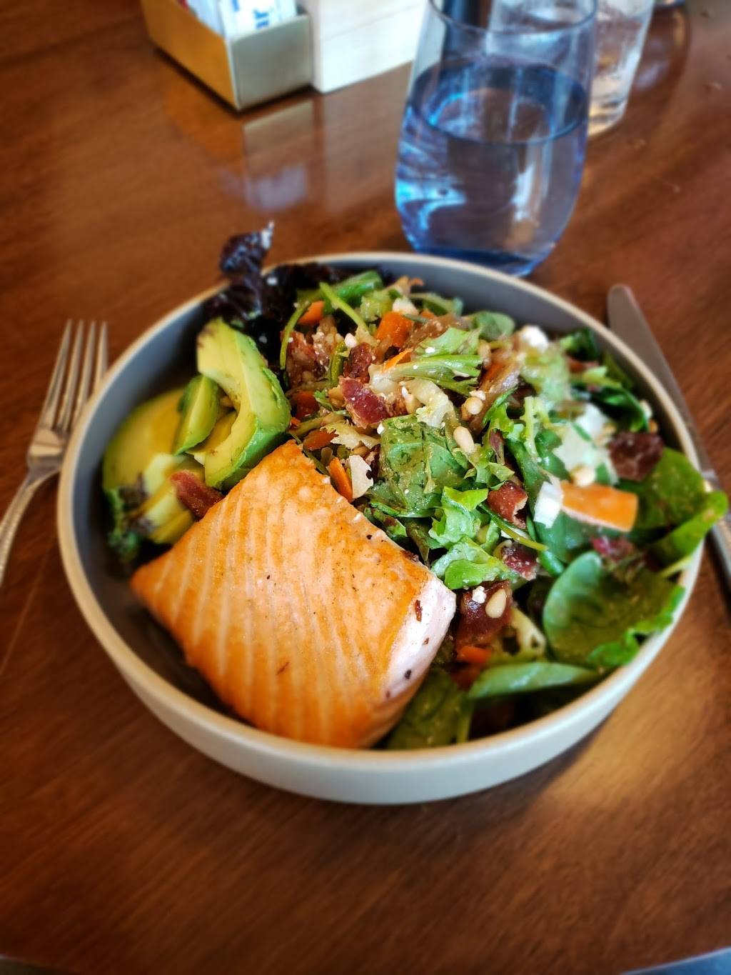 Stompin Grounds Nashville | restaurant | 201 8th Ave S, Nashville, TN 37203, USA | 6292088450 OR +1 629-208-8450