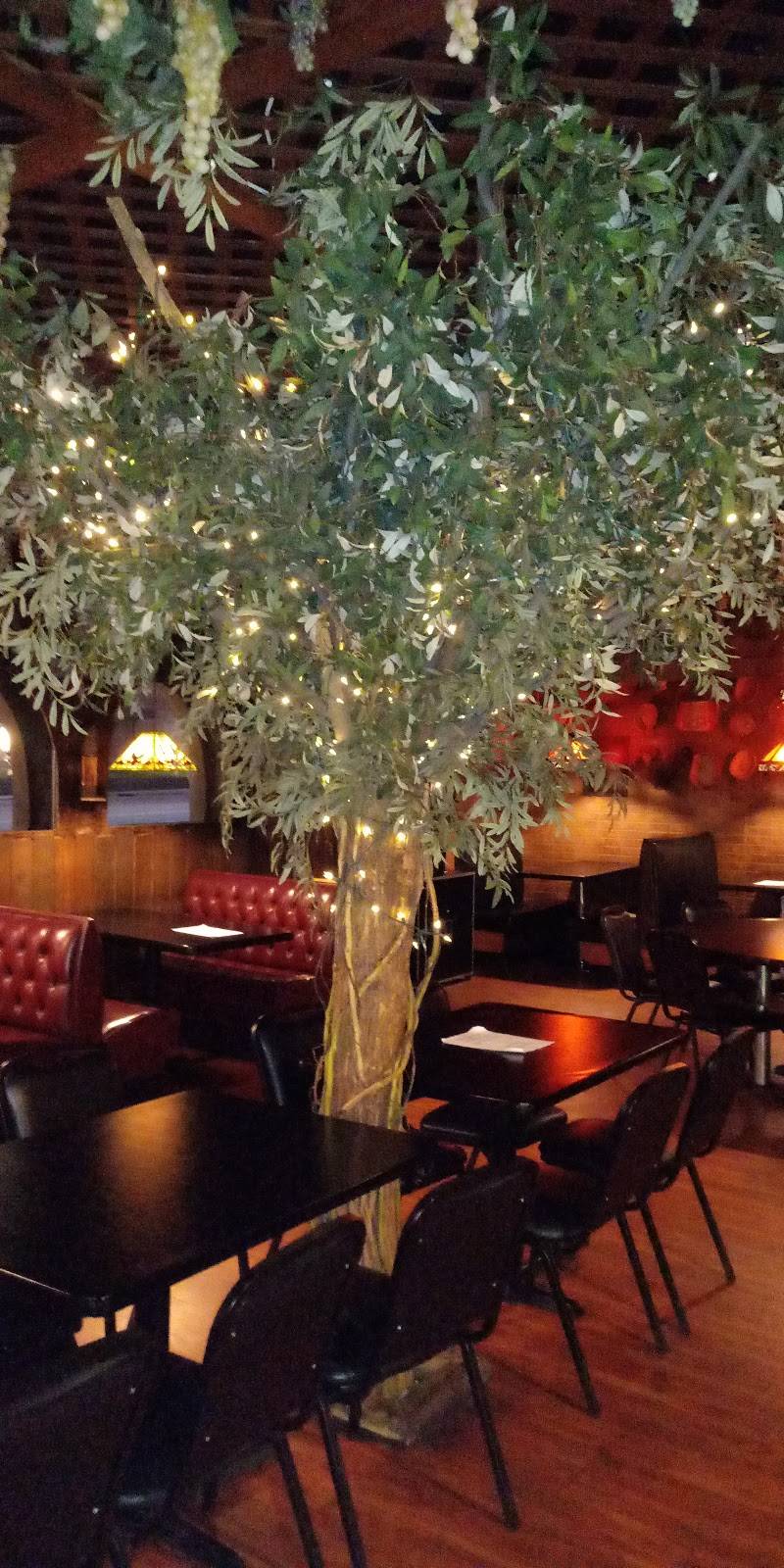 Leonardos Pizza | restaurant | 700 E War Memorial Dr, Peoria, IL 61614, USA | 3096880800 OR +1 309-688-0800