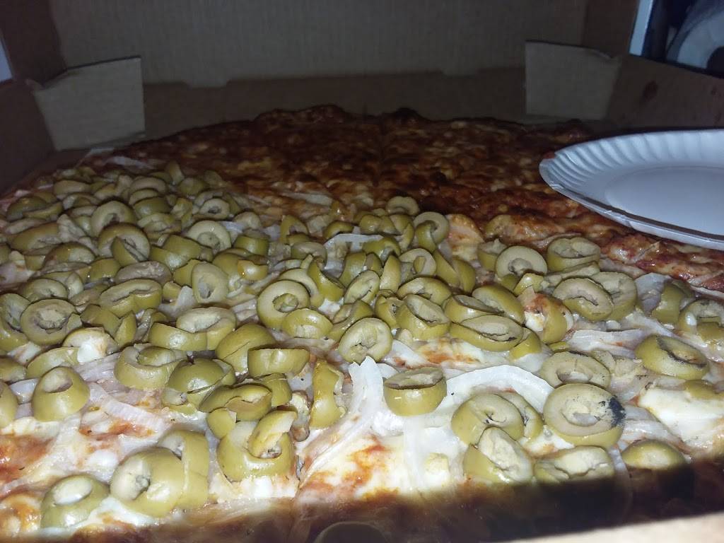 Pizza King | restaurant | 600 S Mission St, Mt Pleasant, MI 48858, USA | 9897729435 OR +1 989-772-9435