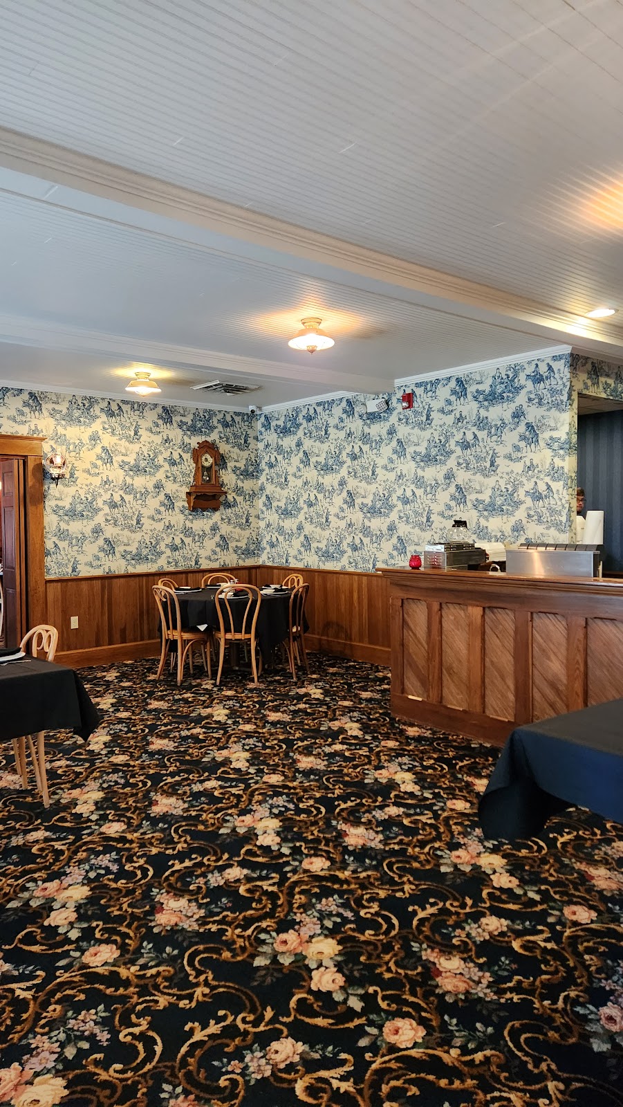 Brookville Hotel | restaurant | 105 E Lafayette Ave, Abilene, KS 67410, USA | 7852632244 OR +1 785-263-2244