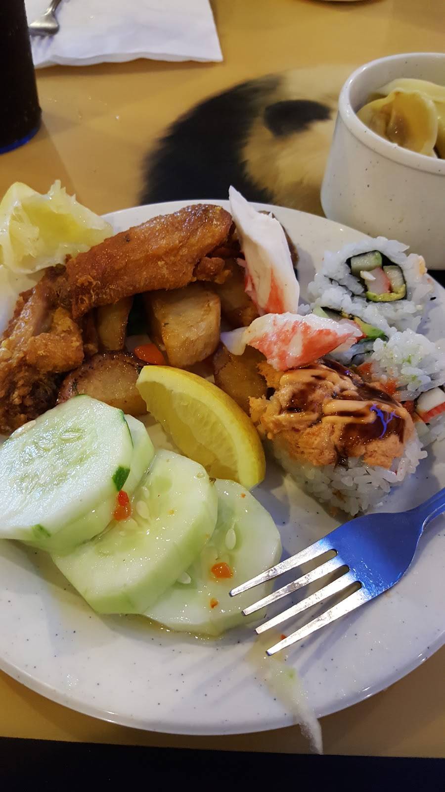 DeChina Buffet | restaurant | 2860 Geer Rd, Turlock, CA 95382, USA | 2096689988 OR +1 209-668-9988
