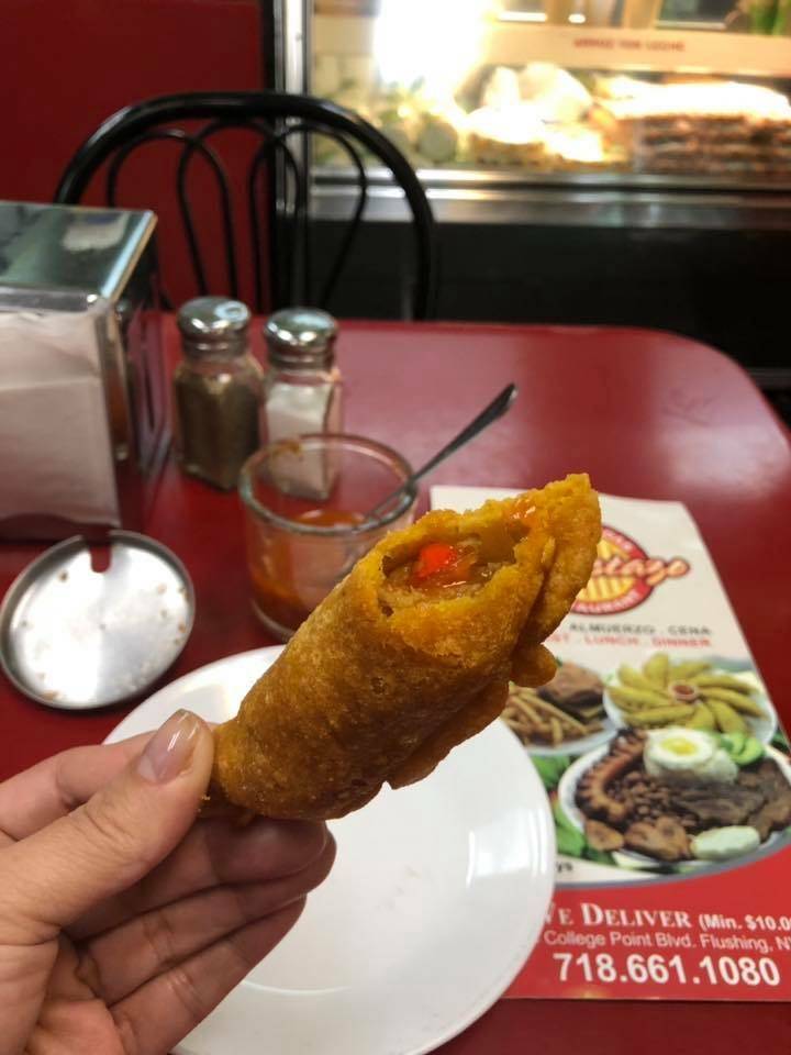 Empanadas El Gustazo Restaurante | restaurant | 4215 College Point Blvd, Flushing, NY 11355, USA | 7186611080 OR +1 718-661-1080