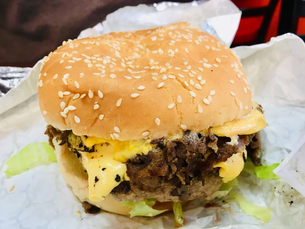 Quickie’s Burgers & Wings | restaurant | 141 S Federal Hwy, Dania Beach, FL 33004, USA | 9543429401 OR +1 954-342-9401