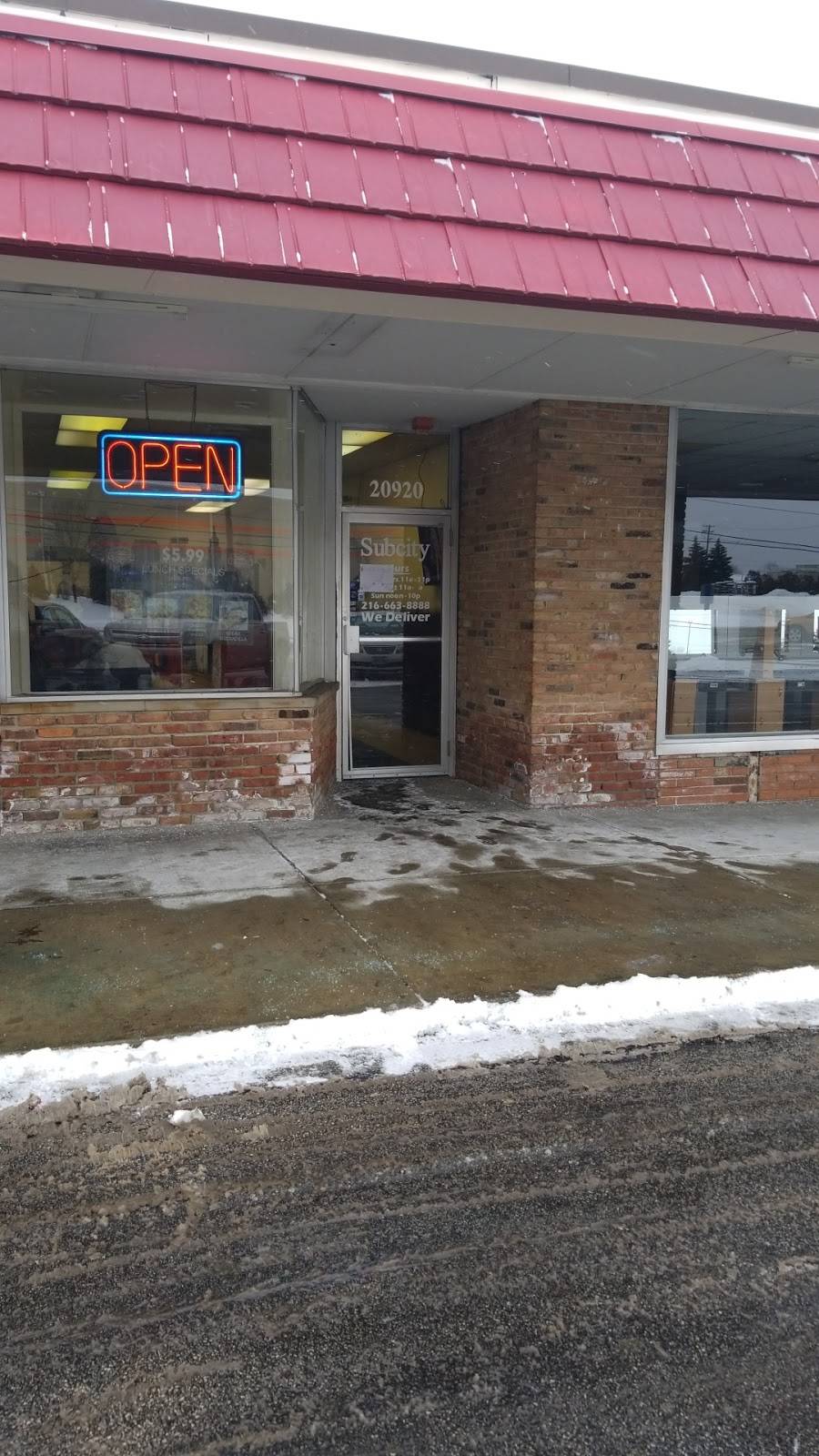 Sub City | restaurant | 20920 Southgate Park Blvd, Maple Heights, OH 44137, USA | 2166638888 OR +1 216-663-8888