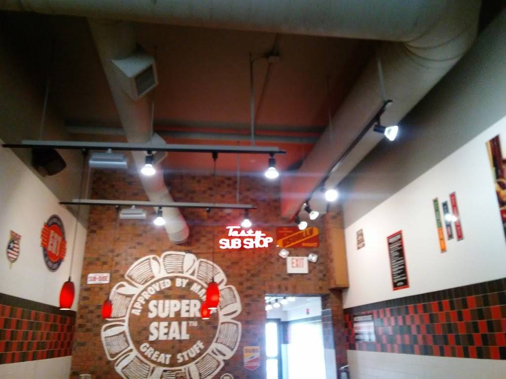 Jimmy Johns | meal delivery | 23 E 8th St, Holland, MI 49423, USA | 6164946860 OR +1 616-494-6860