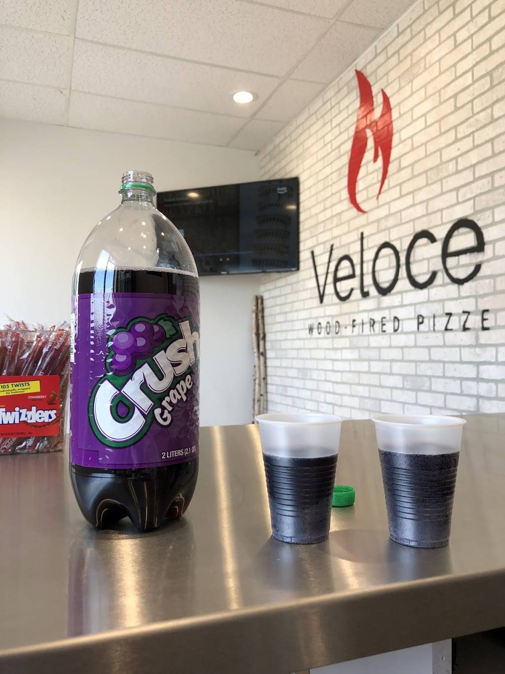 Veloce Wood-Fired Pizze | meal delivery | 1450 Park Ave W Suite E, Highland Park, IL 60035, USA | 8477804913 OR +1 847-780-4913