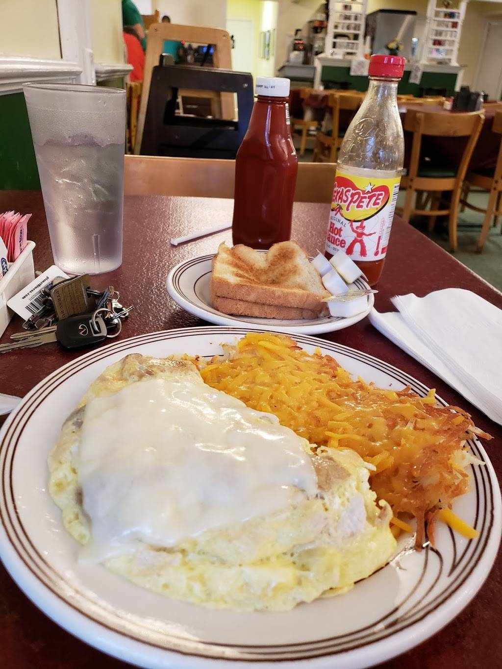 Pengrees Restaurant | restaurant | 556 Kingsley Ave, Orange Park, FL 32073, USA | 9042780089 OR +1 904-278-0089