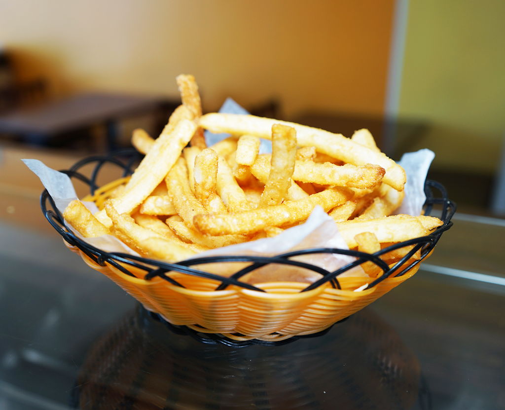 McKoys Caribbean Fusion | restaurant | 950 Southdown Rd, Mississauga, ON L5J 2Y4, Canada | 9058559773 OR +1 905-855-9773