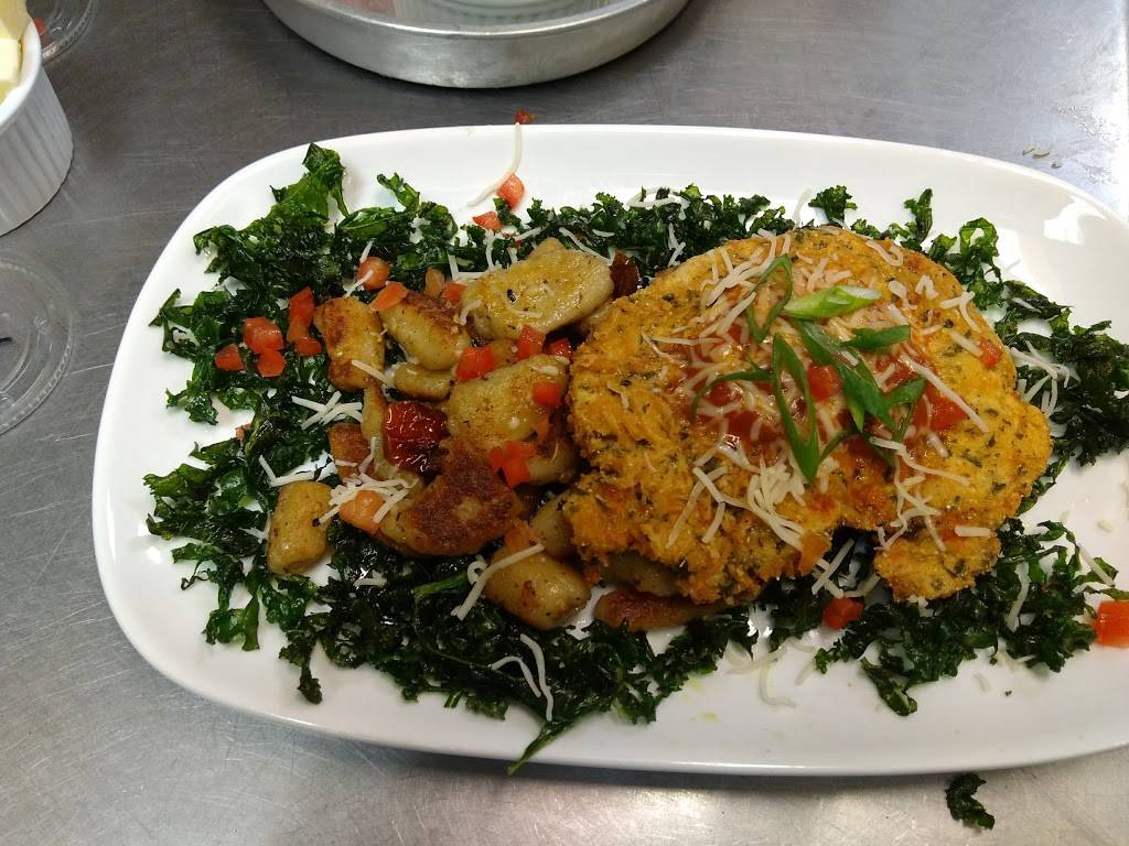 Walnuts Cafe | restaurant | 70 Pennington Dr # 20, Bluffton, SC 29910, USA | 8438152877 OR +1 843-815-2877