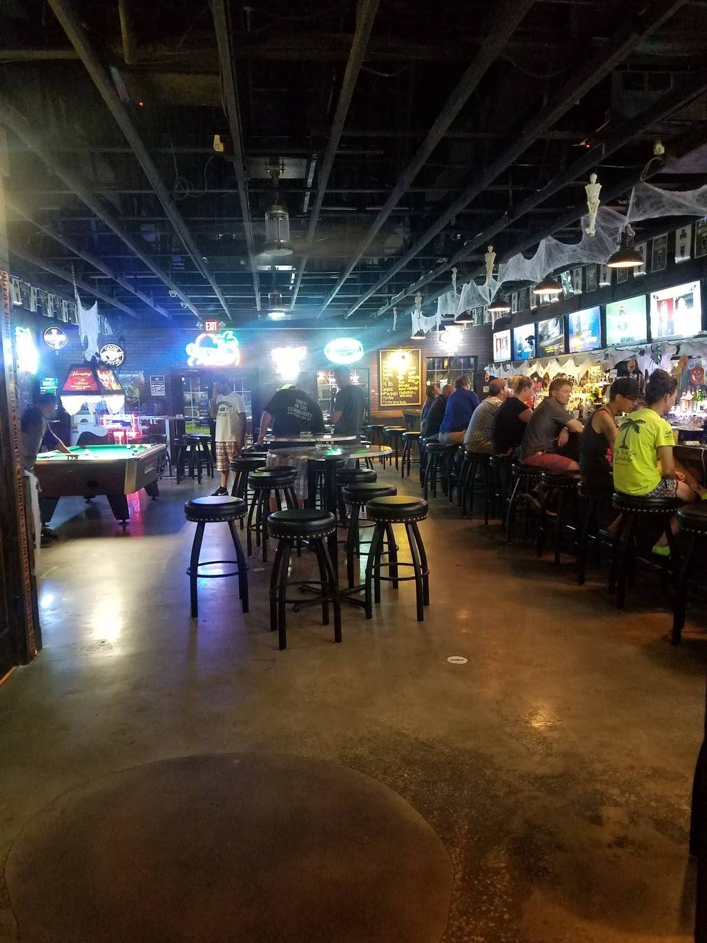 Paddy Wagon Irish Pub | restaurant | 6690 Cortez Rd W, Bradenton, FL 34210, USA | 9412163871 OR +1 941-216-3871