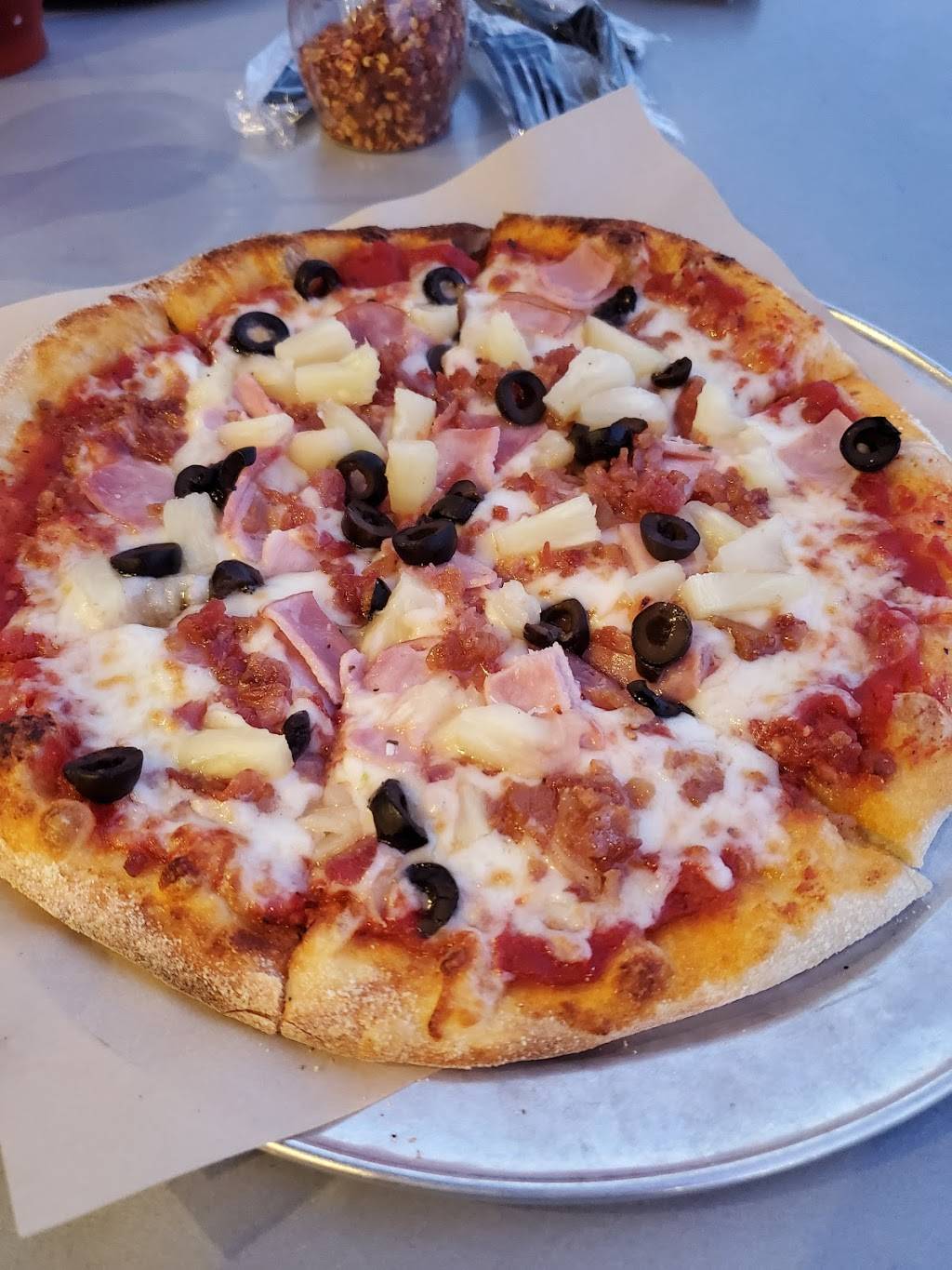 Your Pie | restaurant | 6748 Fox Centre Pkwy, Gloucester, VA 23061, USA | 8048249041 OR +1 804-824-9041