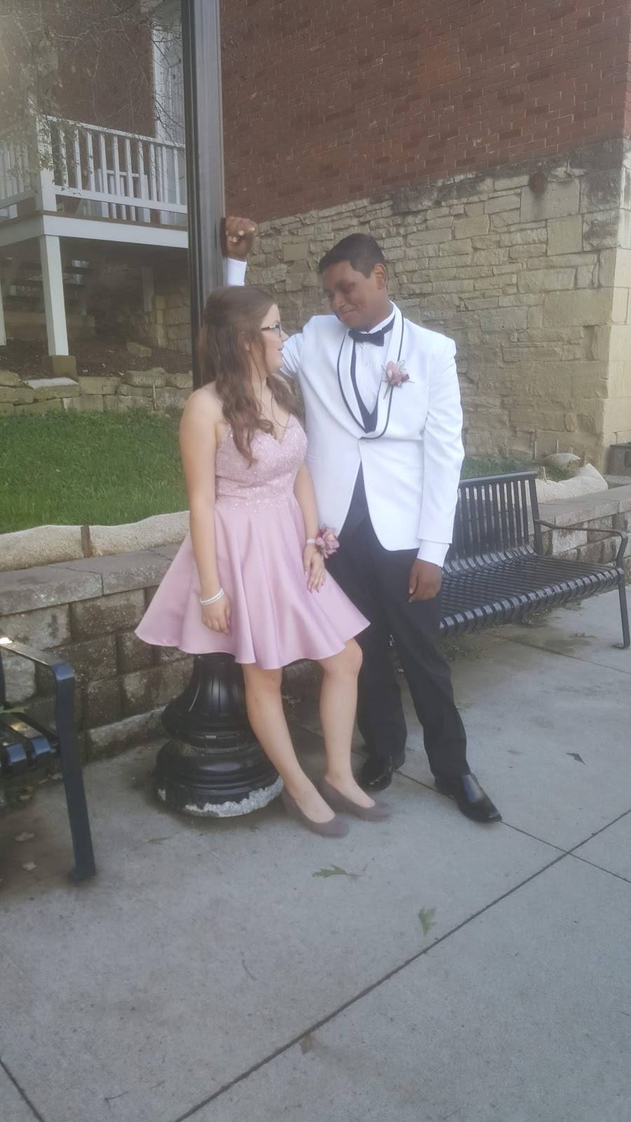 China Wok | meal delivery | 520, 1801 Ellis Blvd, Jefferson City, MO 65101, USA | 5736349991 OR +1 573-634-9991