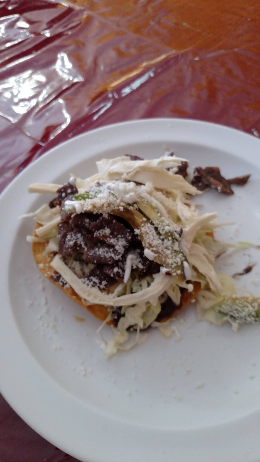 MI Fondita Del Itsmo | restaurant | 8525 14th Ave S, Seattle, WA 98108, USA | 2067632705 OR +1 206-763-2705