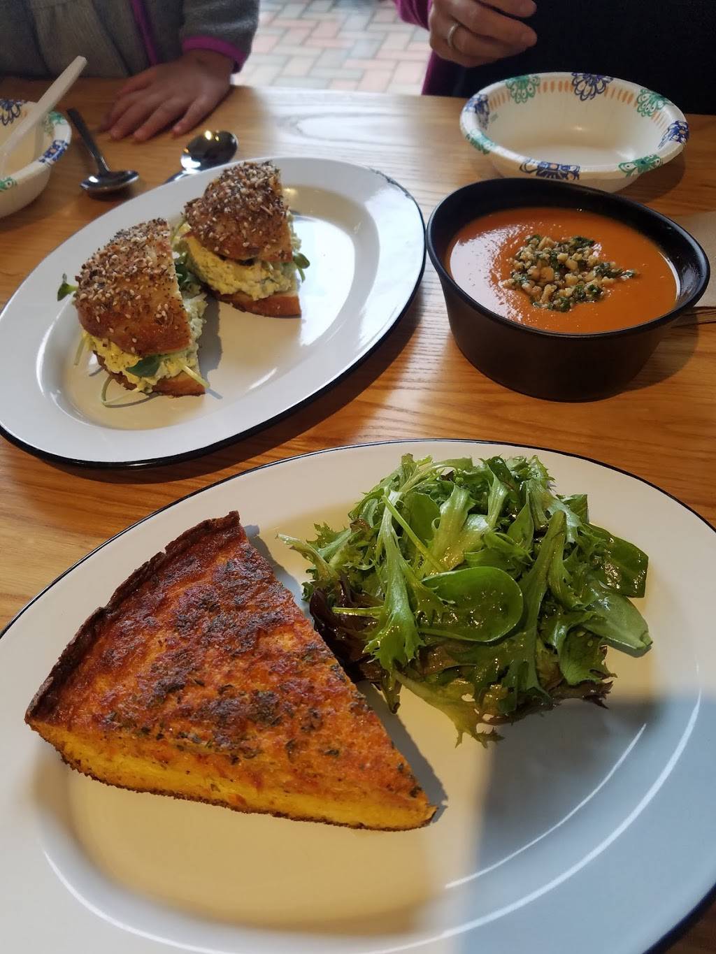 Little Eater | restaurant | 4215 N High St, Columbus, OH 43214, USA | 6147325829 OR +1 614-732-5829