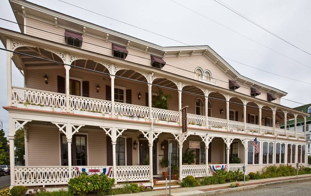 Hotel Alcott | restaurant | 107-113 Grant St, Cape May, NJ 08204, USA | 6098845868 OR +1 609-884-5868