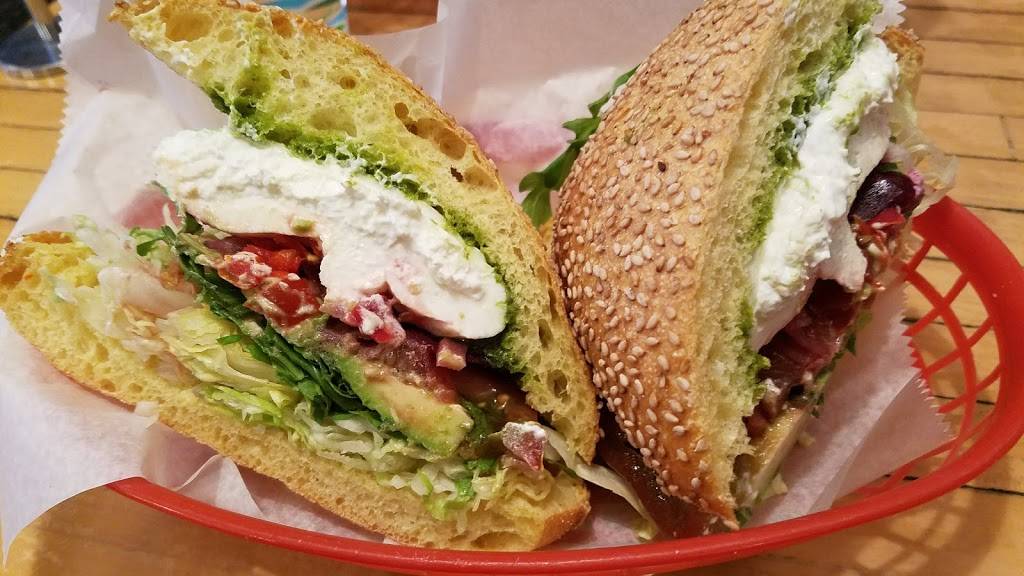 Mekelburgs | restaurant | 293 Grand Ave, Brooklyn, NY 11238, USA | 7183992337 OR +1 718-399-2337