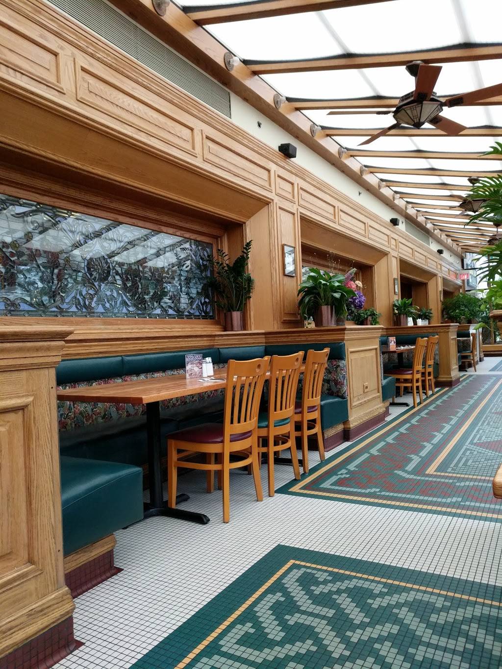 Walker Bros. Original Pancake House | bakery | 620 Central Ave, Highland Park, IL 60035, USA | 8474320660 OR +1 847-432-0660