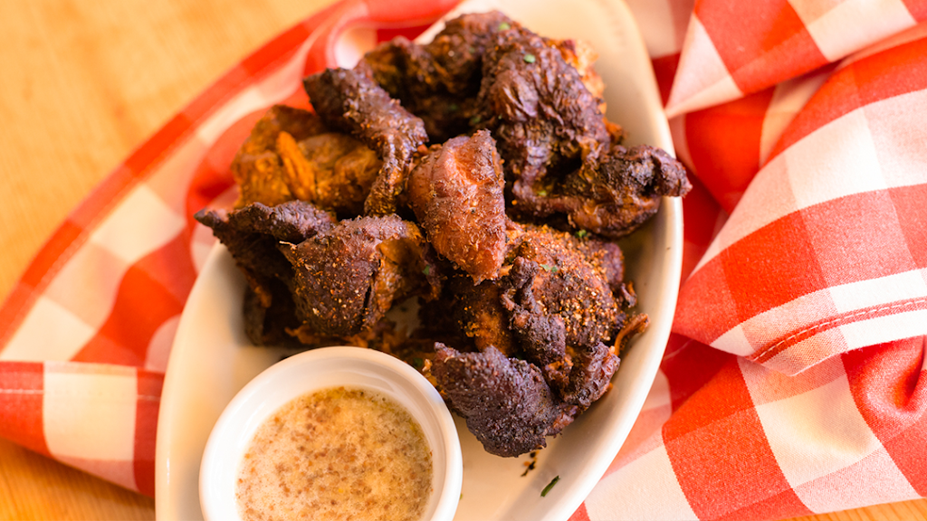 Salt + Smoke | restaurant | 5625 Hampton Ave, St. Louis, MO 63109, USA | 3147270200 OR +1 314-727-0200