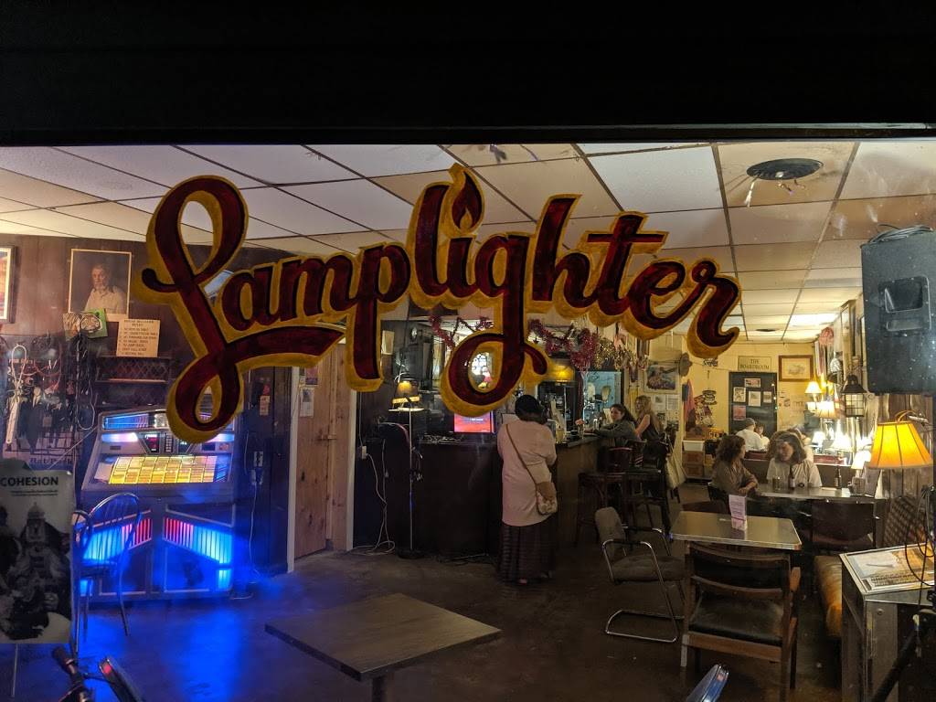 Lamplighter Lounge | cafe | 1702 Madison Ave, Memphis, TN 38104, USA | 9015675322 OR +1 901-567-5322