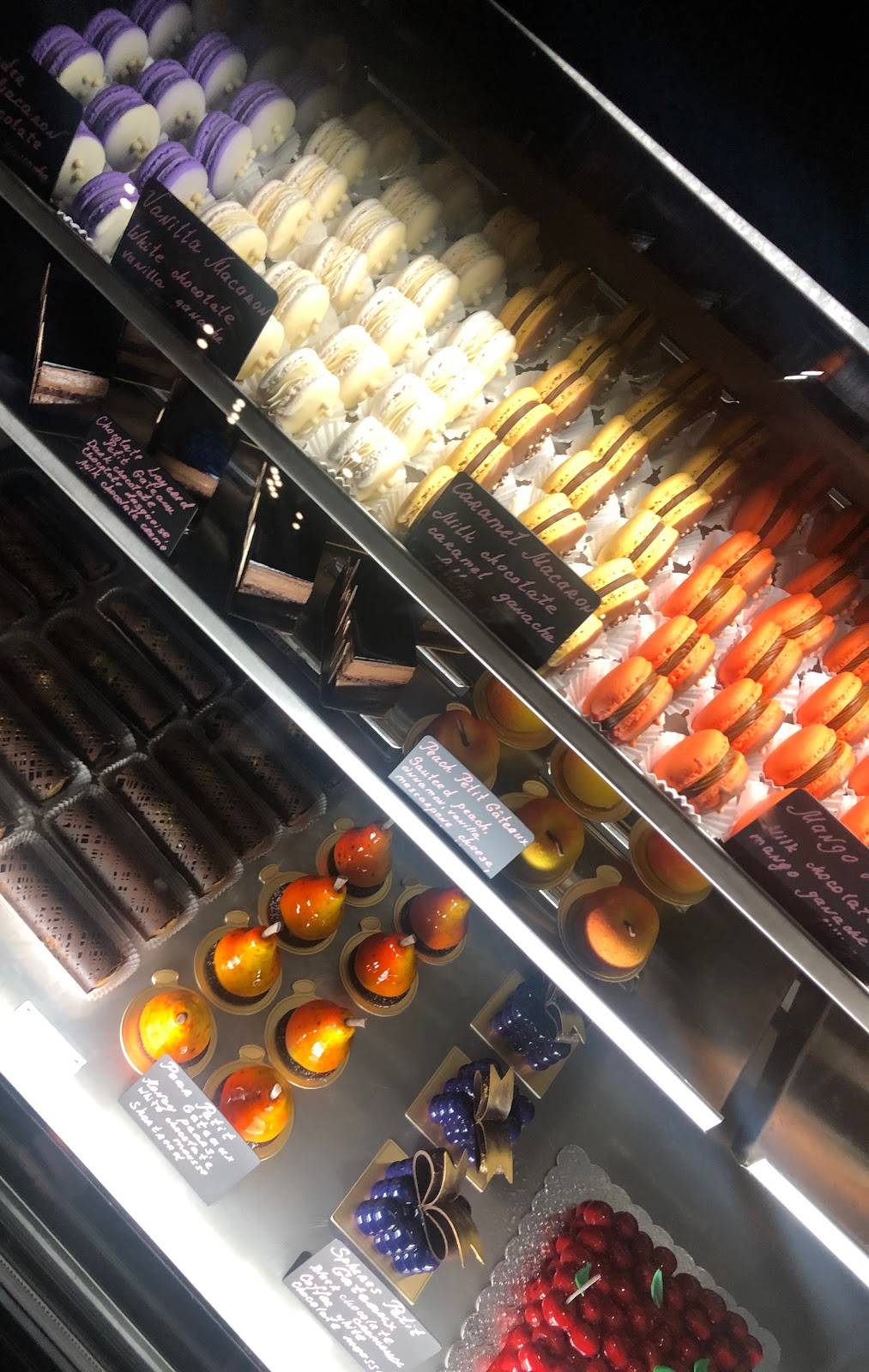 Midpoint Highlands | restaurant | 332 Main St, Highlands, NC 28741, USA | 8285262277 OR +1 828-526-2277