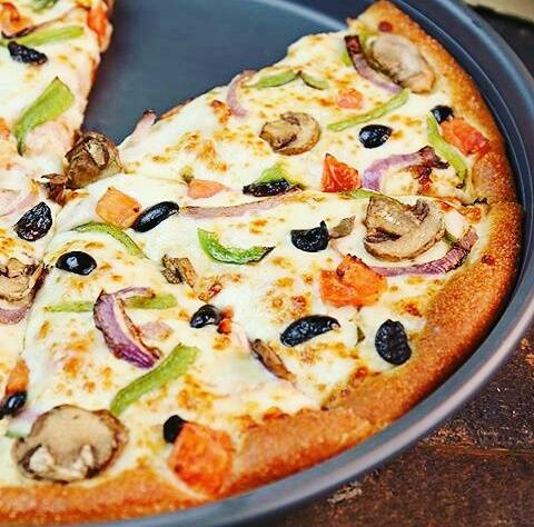 Chicago Pizza & Grill | restaurant | 2753 Edmondson Ave, Baltimore, MD 21223, USA | 4105665200 OR +1 410-566-5200