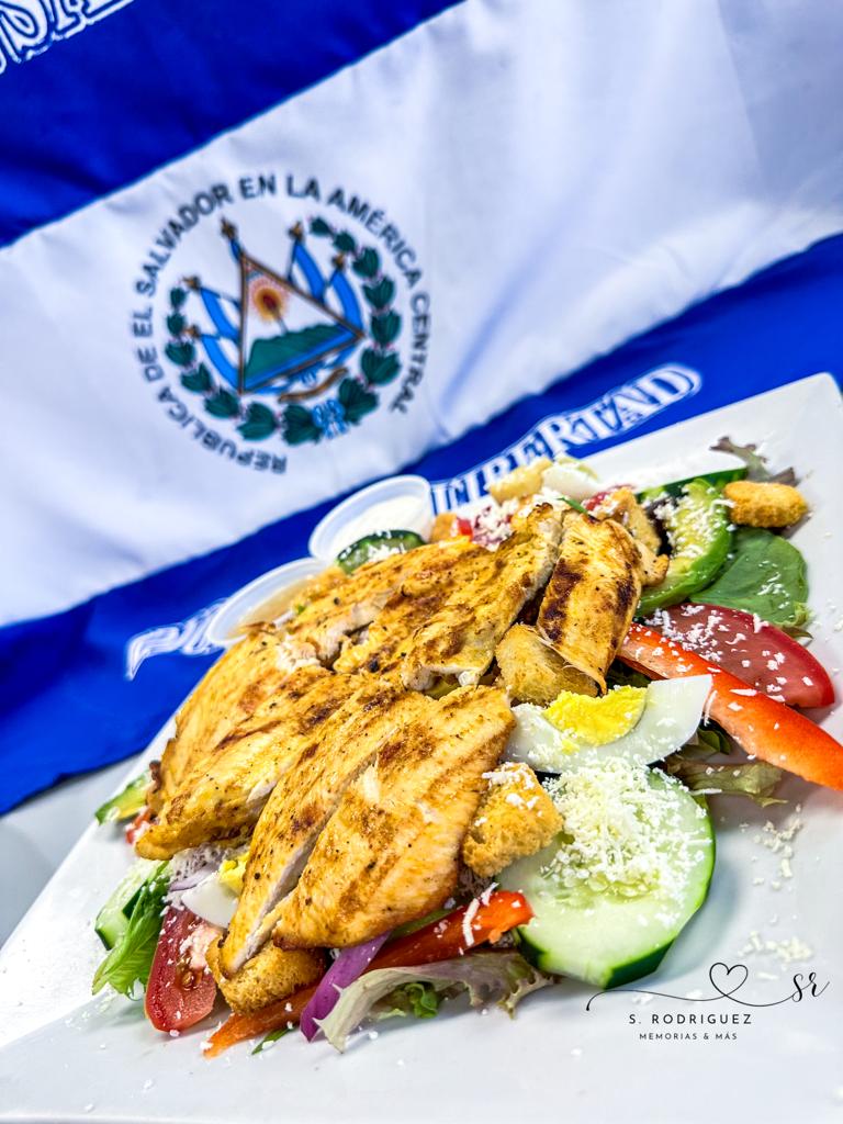 Mi Pueblito Cafetería & Pupusaria | restaurant | 109 Walton Ferry Rd Ste D, Hendersonville, TN 37075, USA | 6154473134 OR +1 615-447-3134