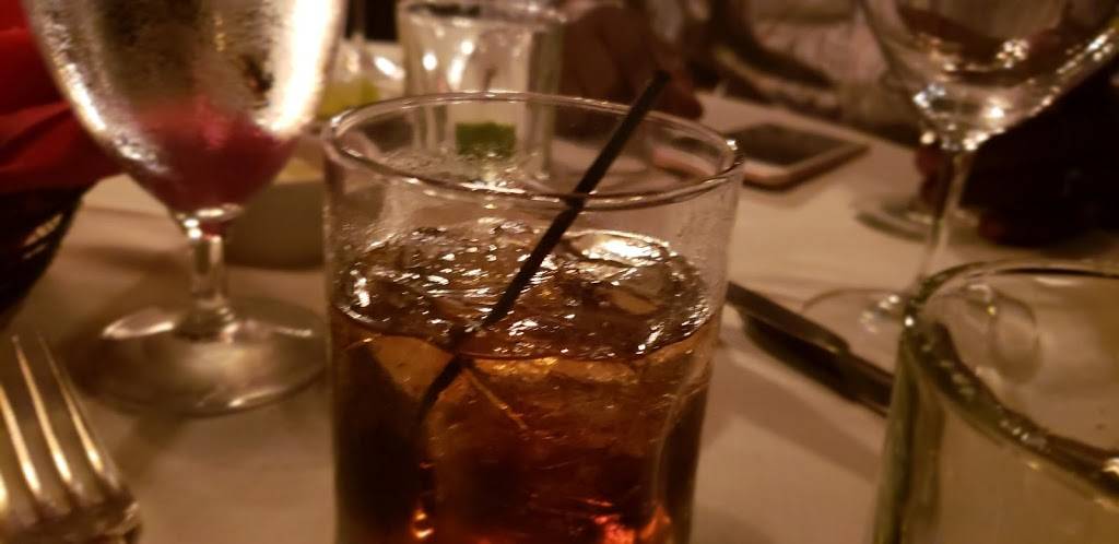 Lynns Steakhouse | restaurant | 955 Dairy Ashford Rd, Houston, TX 77079, USA | 2818700807 OR +1 281-870-0807