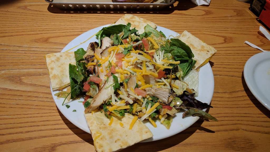 Chilis Grill & Bar | meal takeaway | 1497 Richmond Ave, Staten Island, NY 10314, USA | 7186970883 OR +1 718-697-0883