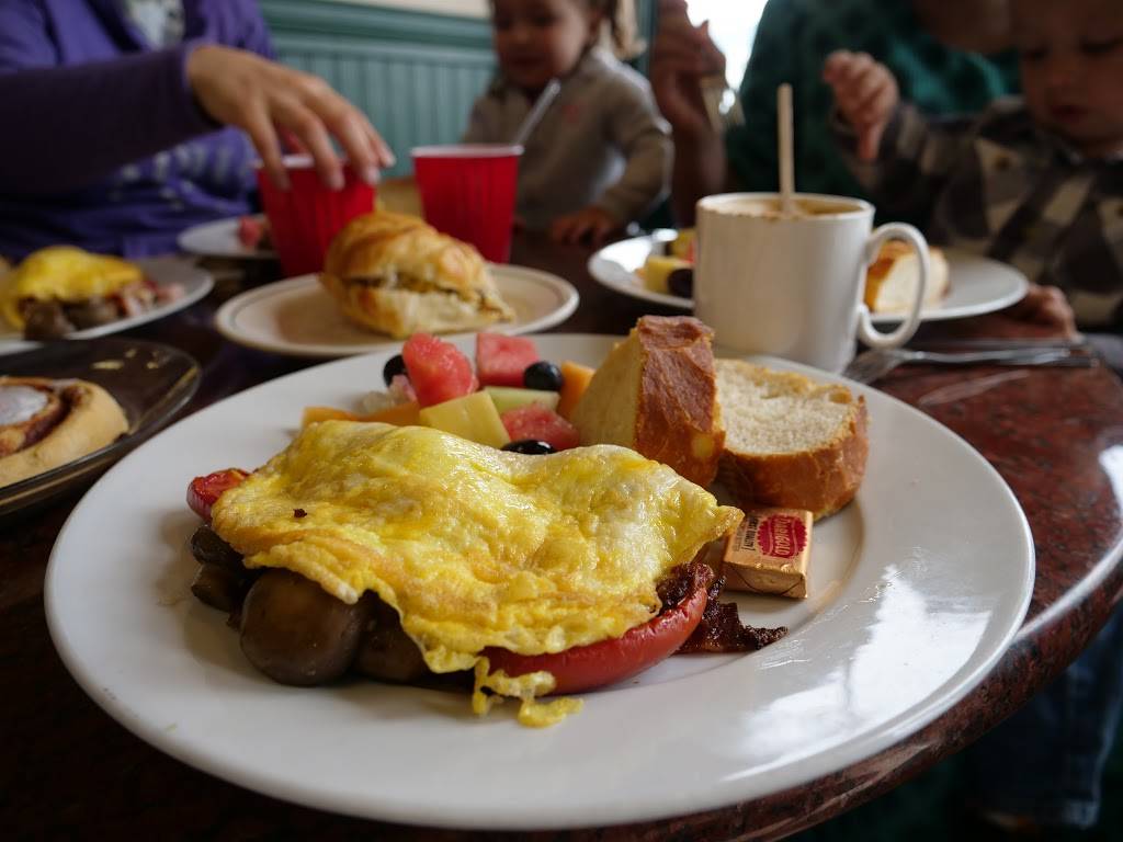 Sausalito Bakery & Cafe | bakery | 571 Bridgeway, Sausalito, CA 94965, USA | 4153319552 OR +1 415-331-9552