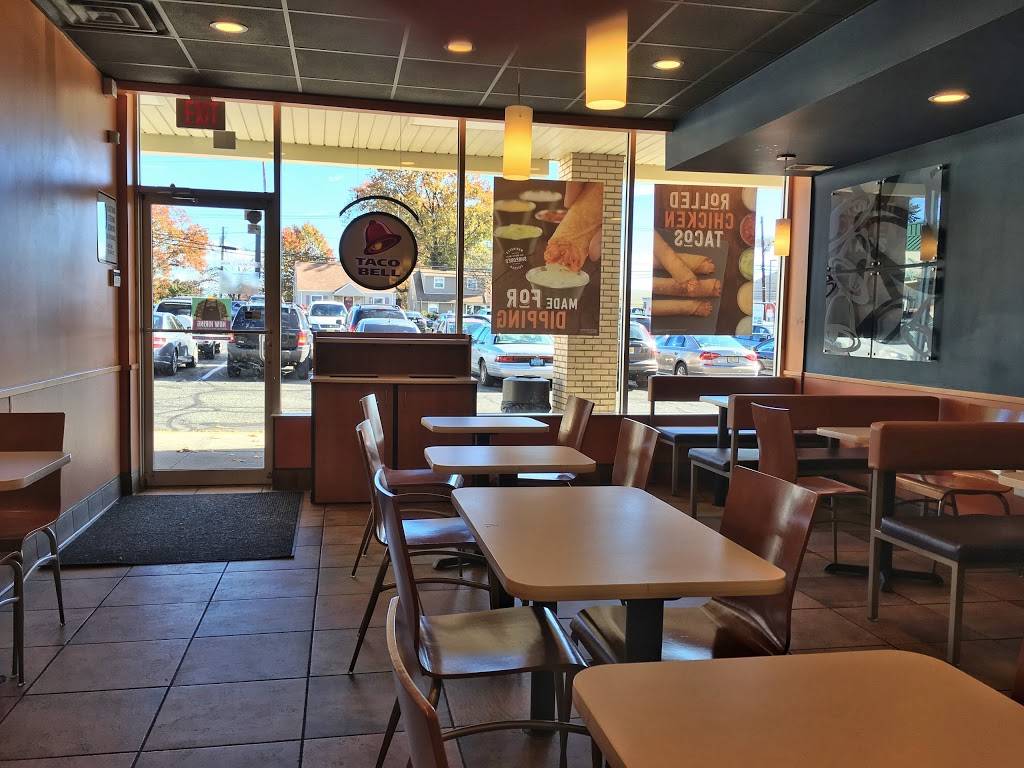 Taco Bell | meal takeaway | 15 Schuyler Ave, North Arlington, NJ 07031, USA | 2017725632 OR +1 201-772-5632