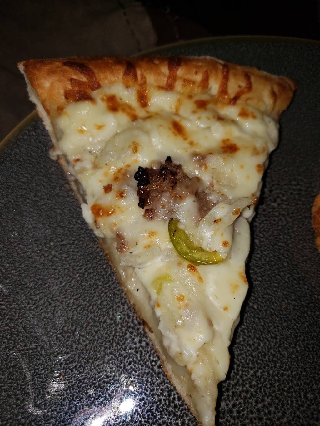 Papa Johns Pizza | restaurant | 7960 Wornall Rd, Kansas City, MO 64114, USA | 8168221212 OR +1 816-822-1212