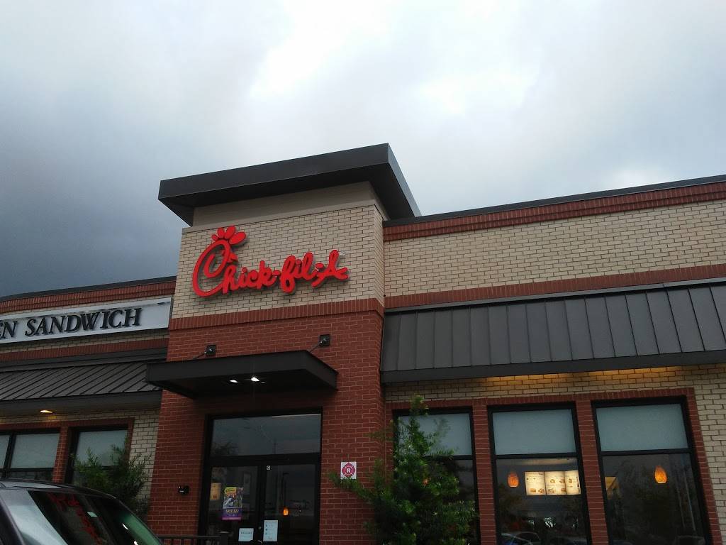 Chick-fil-A | restaurant | 80 Oxford Rd, Fern Park, FL 32730, USA | 3214446536 OR +1 321-444-6536