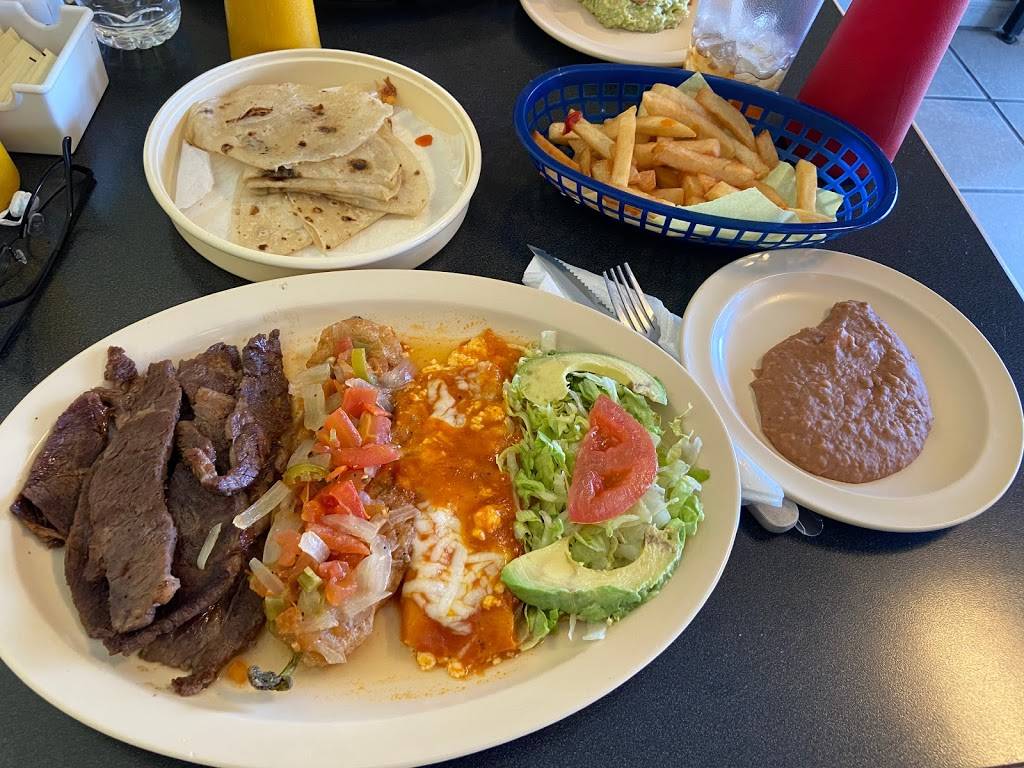 El Ramffles | restaurant | 2981 N Grand Ave #3, Nogales, AZ 85621, USA | 5207614452 OR +1 520-761-4452