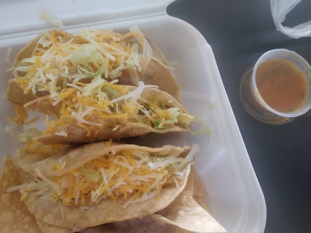 Gerardos Tacos | restaurant | 5601 N Tenaya Way #104, Las Vegas, NV 89130, USA | 7024354400 OR +1 702-435-4400