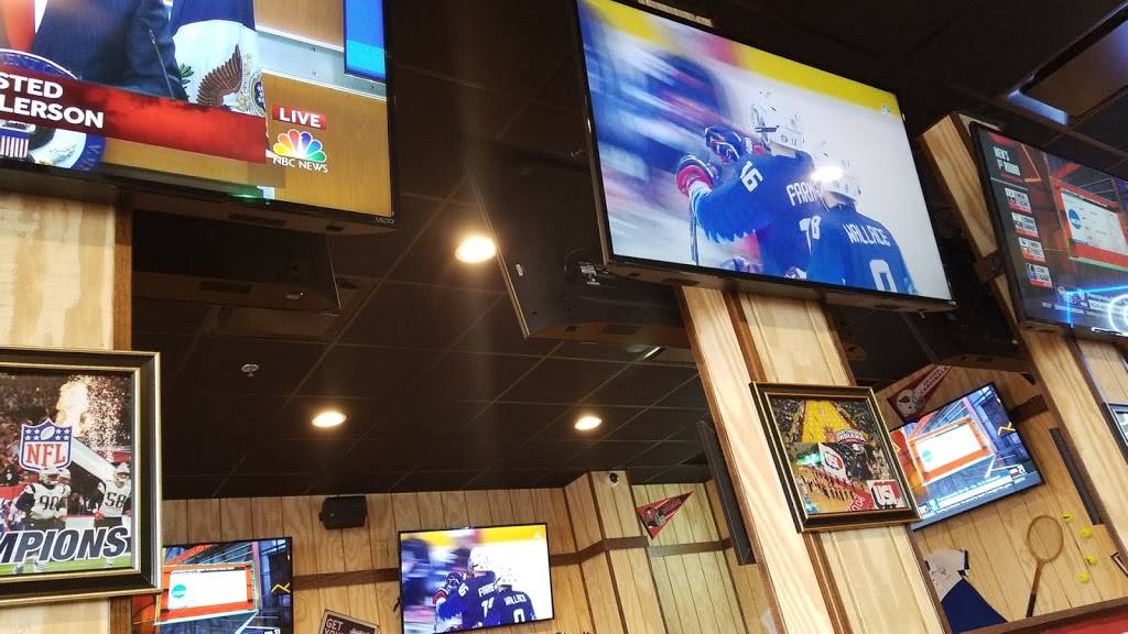 Wings Etc. | restaurant | 8833 High Pointe Dr, Newburgh, IN 47630, USA | 8124900550 OR +1 812-490-0550