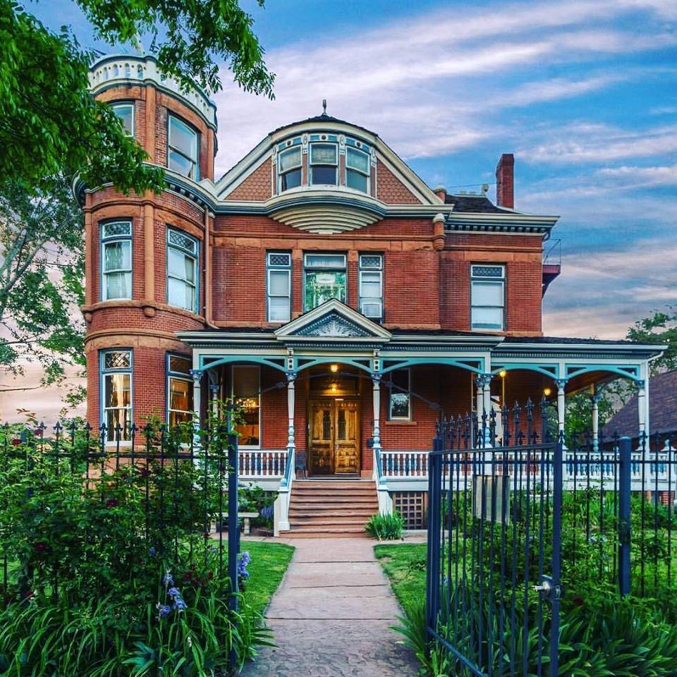 The Lumber Baron Inn & Gardens | cafe | 2555 W 37th Ave, Denver, CO 80211, USA | 3034778205 OR +1 303-477-8205