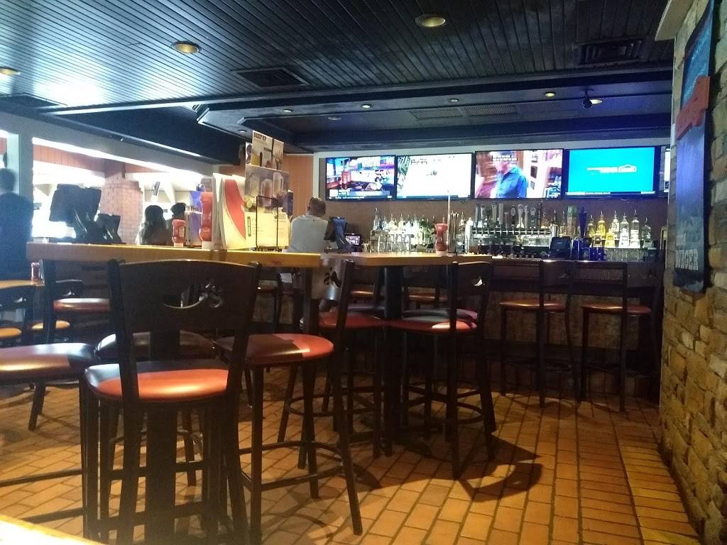 Chilis Grill & Bar | meal takeaway | 12181 E Colonial Dr, Orlando, FL 32826, USA | 4073846622 OR +1 407-384-6622