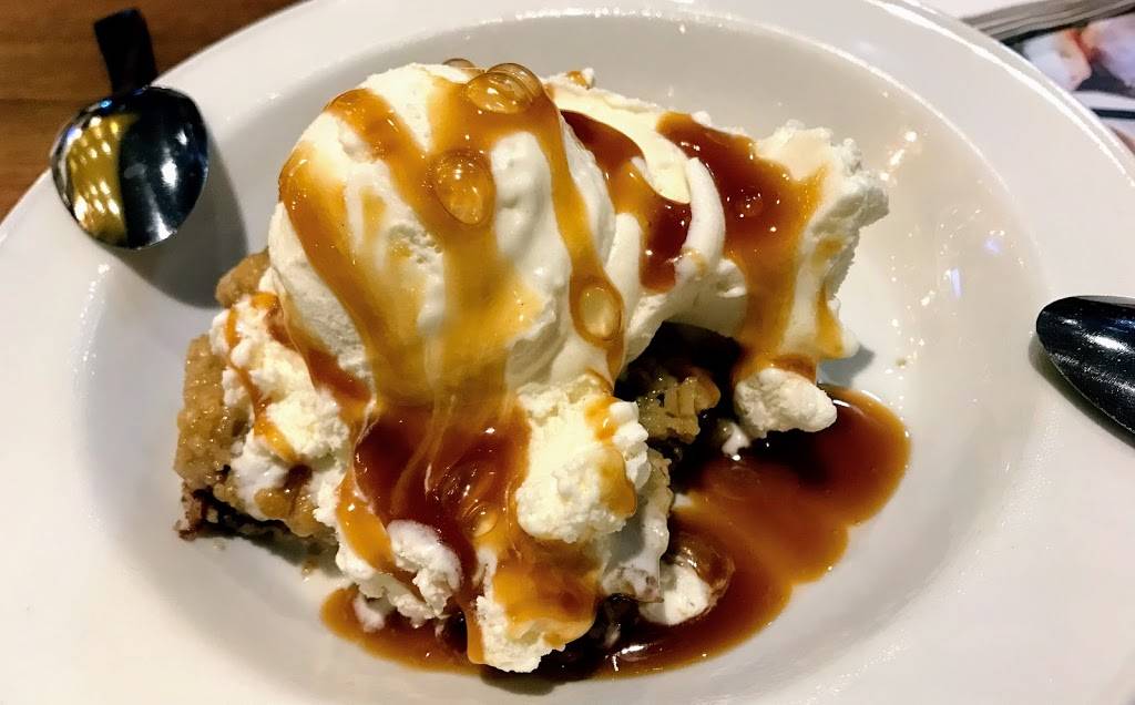 Restaurant Grillys 9305 | restaurant | 9305 Boulevard Lacordaire, Saint-Léonard, QC H1R 2B6, Canada | 5143212777 OR +1 514-321-2777