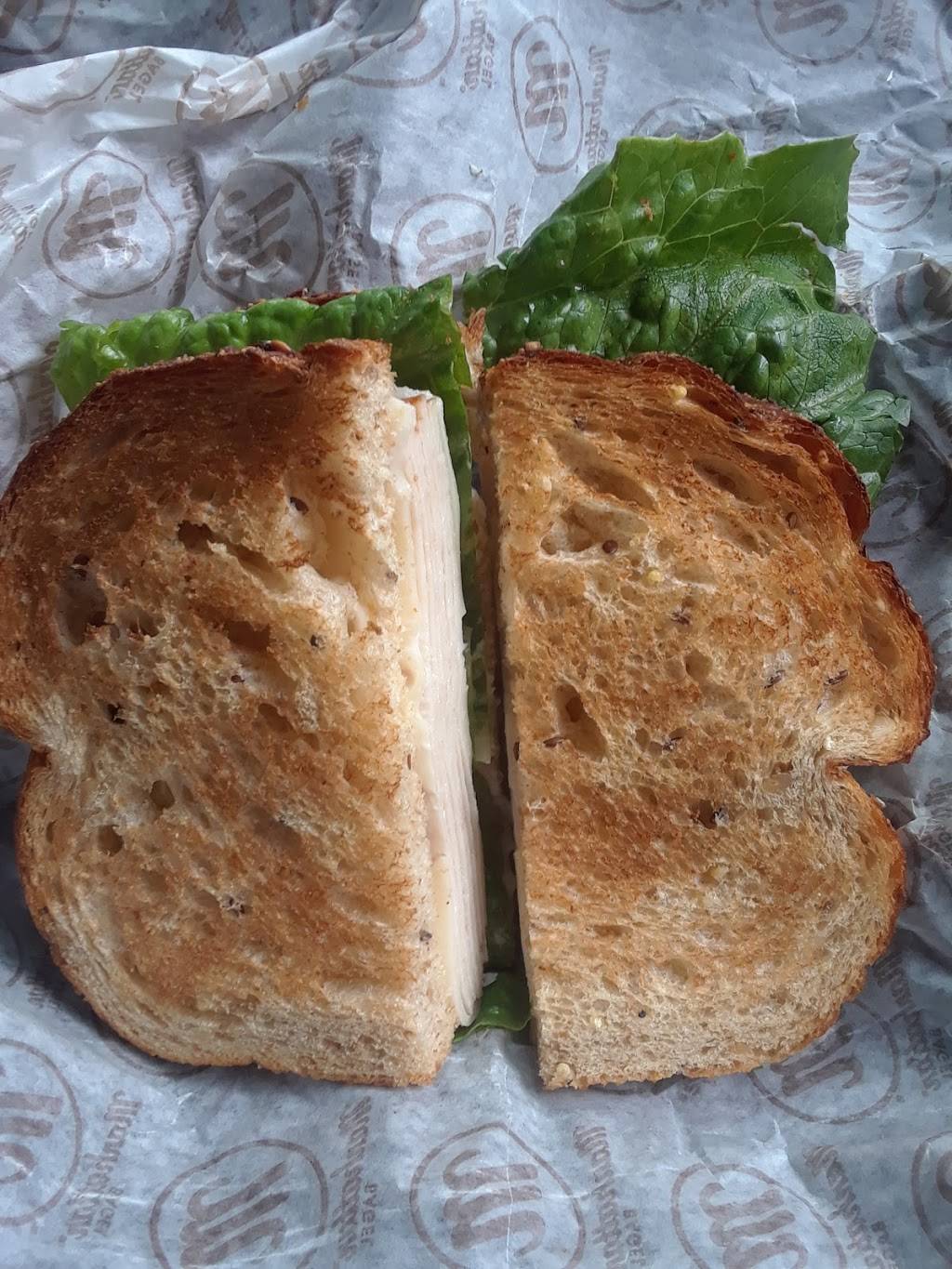 Manhattan Bagel | bakery | 125 S 18th St, Philadelphia, PA 19103, USA | 2155644340 OR +1 215-564-4340