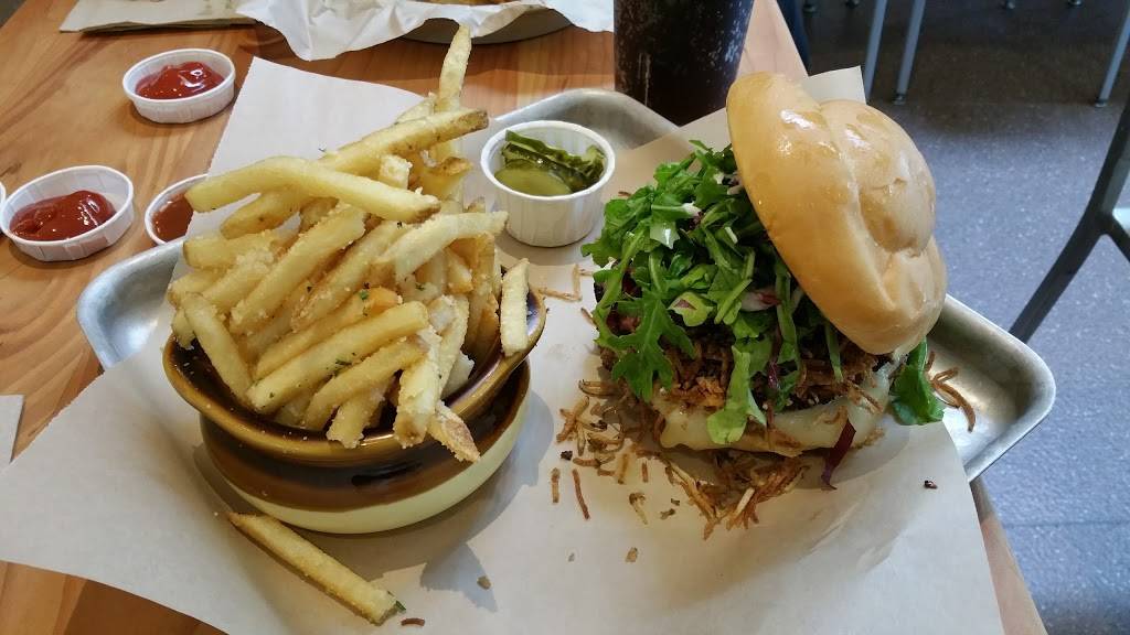 Fiamma Burger | restaurant | 1309 Railroad Ave, Bellingham, WA 98225, USA | 3607337374 OR +1 360-733-7374