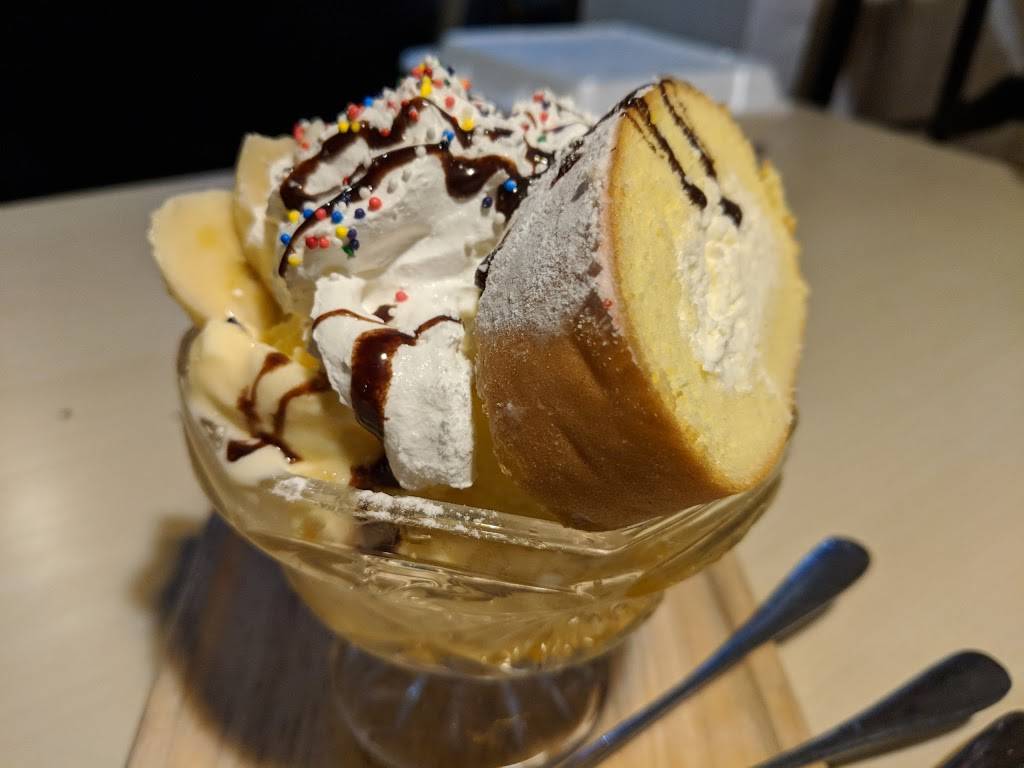 Tokyo Hamburg | restaurant | 600 S New Hampshire Ave, Los Angeles, CA 90005, USA | 2132632668 OR +1 213-263-2668