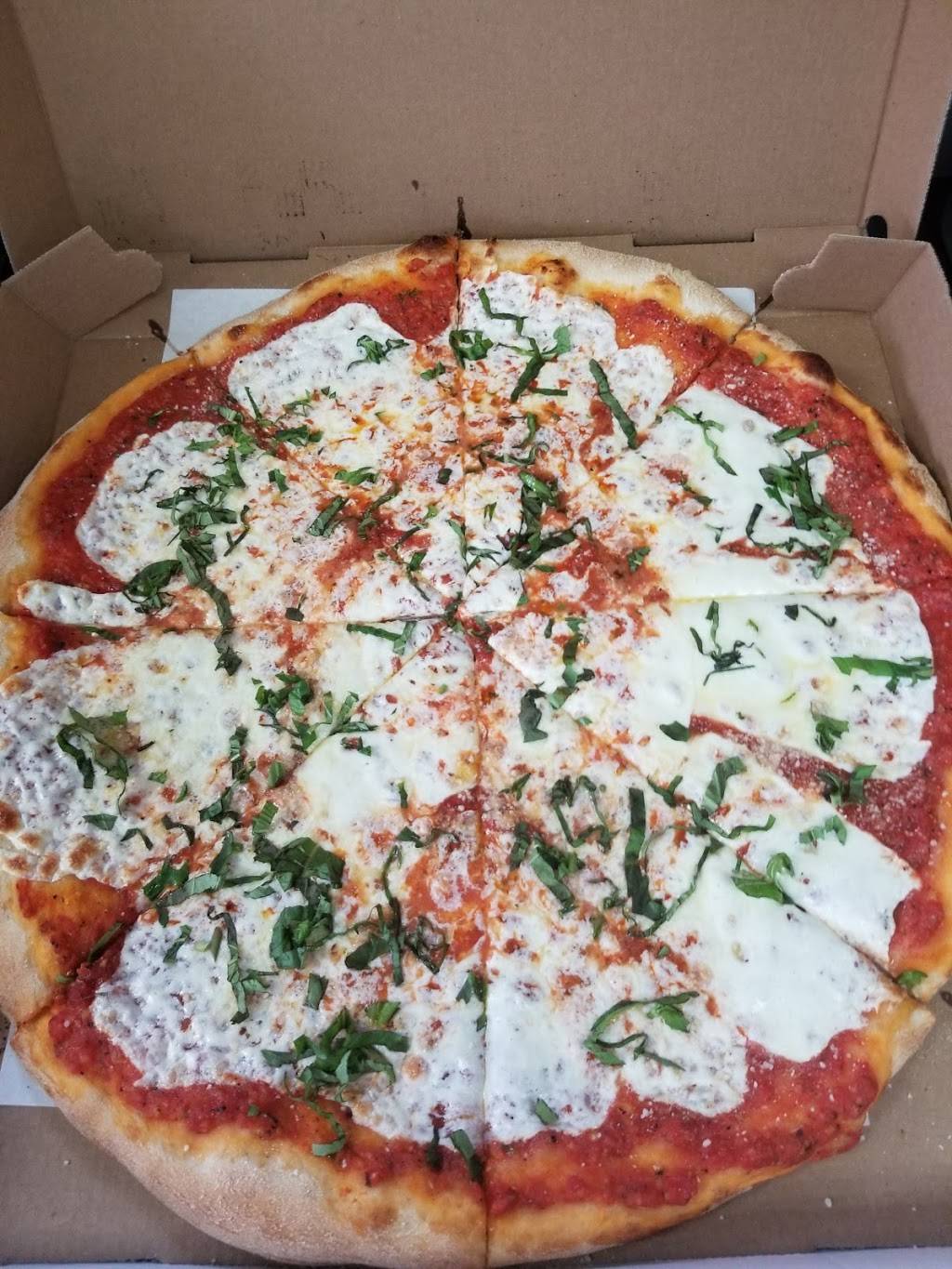 King Pizza North | restaurant | 22 Church St, Ramsey, NJ 07446, USA | 2018183318 OR +1 201-818-3318