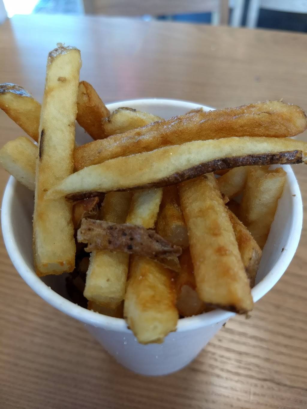 Five Guys | meal takeaway | 8606 Elm Fair Blvd, Tampa, FL 33610, USA | 8136236680 OR +1 813-623-6680