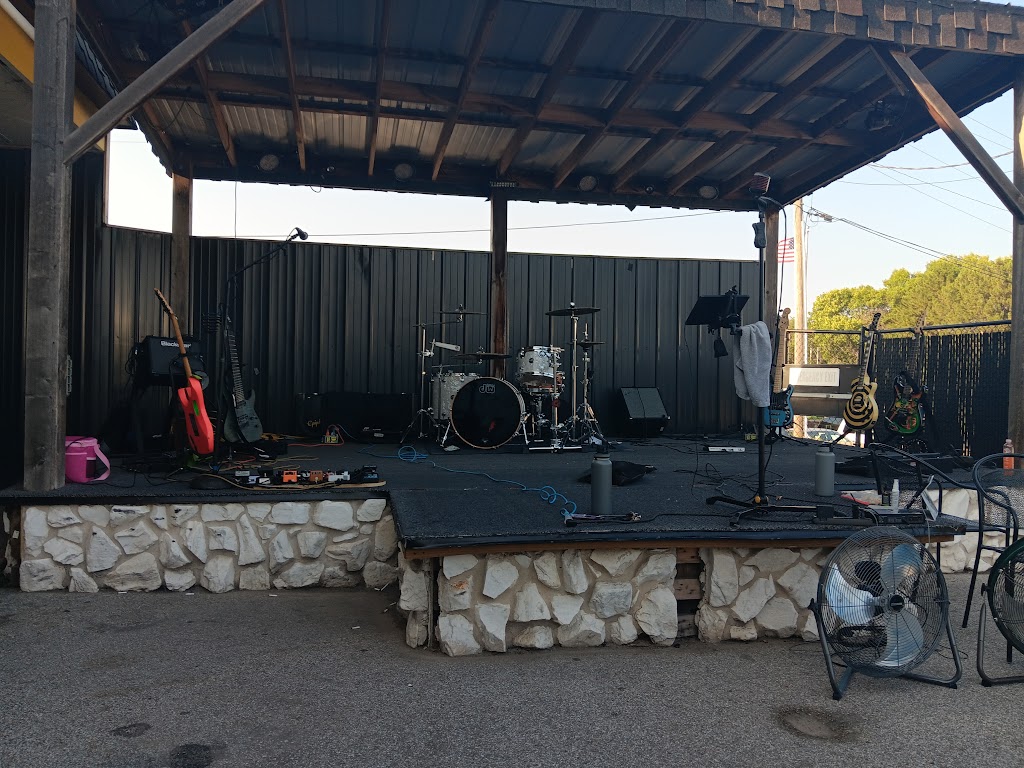 The Drinkery Bar & Grill | restaurant | 3012 N 102nd St, Omaha, NE 68134, USA | 4025729400 OR +1 402-572-9400