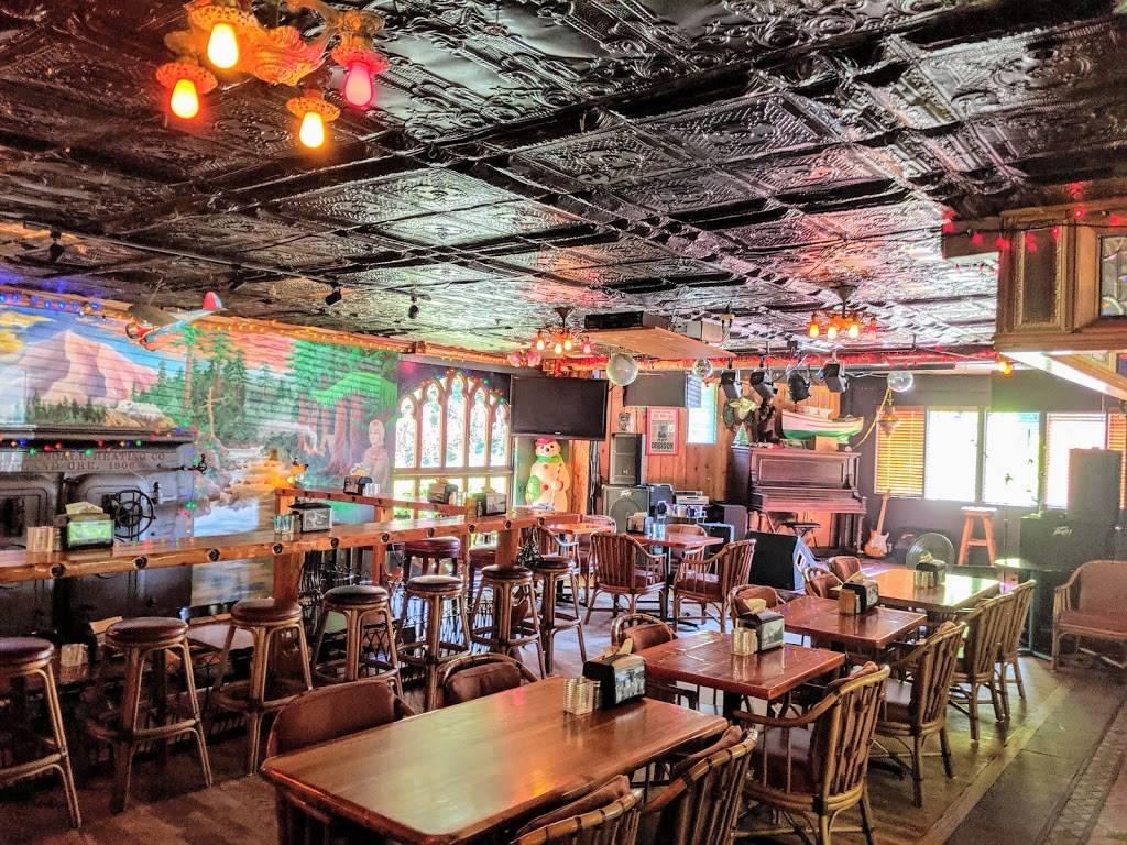 Skyway Bar & Grill | restaurant | 71545 E US-26, Zigzag, OR 97049, USA | 5036223775 OR +1 503-622-3775