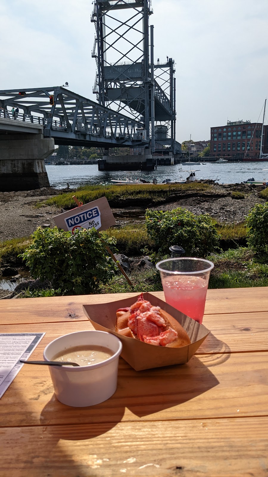 Buoy Shack | restaurant | 3 Badgers Island W bldg 2, Kittery, ME 03904, USA | 2077032374 OR +1 207-703-2374