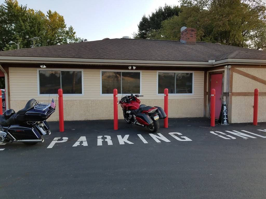 Happy Rooster Saloon | restaurant | 334 PA-41, Gap, PA 17527, USA | 6105934880 OR +1 610-593-4880