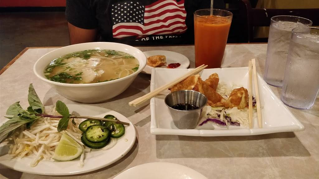 I Love Pho | restaurant | 3900 Factoria Blvd SE, Bellevue, WA 98006, USA | 4254016400 OR +1 425-401-6400