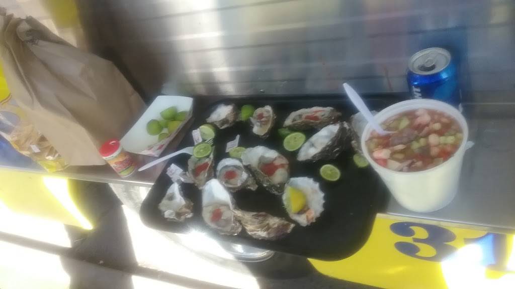 Los Primos Lonchera | restaurant | 112 N Hesperian St, Santa Ana, CA 92703, USA | 3107352269 OR +1 310-735-2269